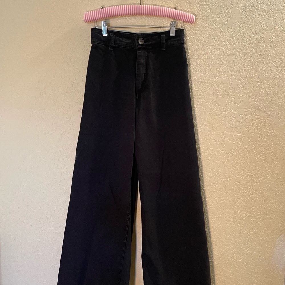 Chic Black Wide-Leg Zara Jeans